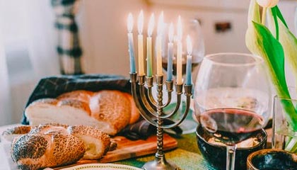 法兰克福主场磐石：三甲稳固，剑指未来荣耀